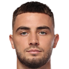 马克西姆·涅纳霍夫头像