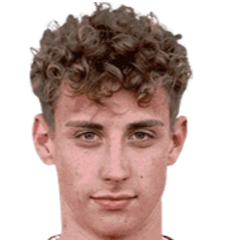 阿德里安·卡齐米扎克头像