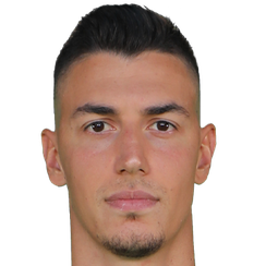 贝尔克·奥兹尔头像